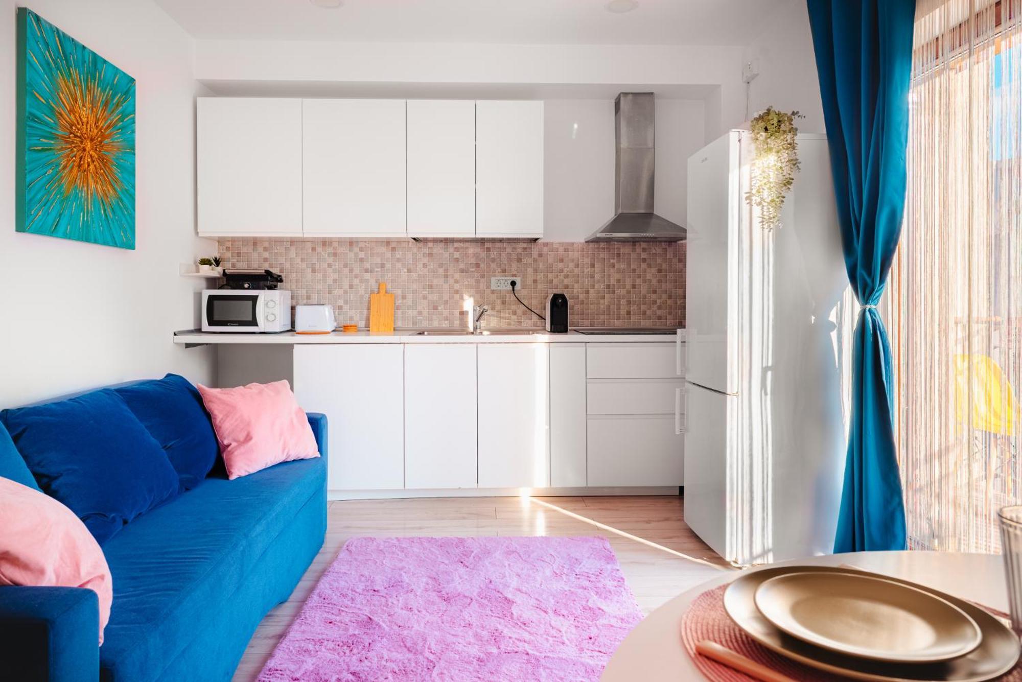 Downtown Apartment Boutique - Blue & Pink بوخارست المظهر الخارجي الصورة