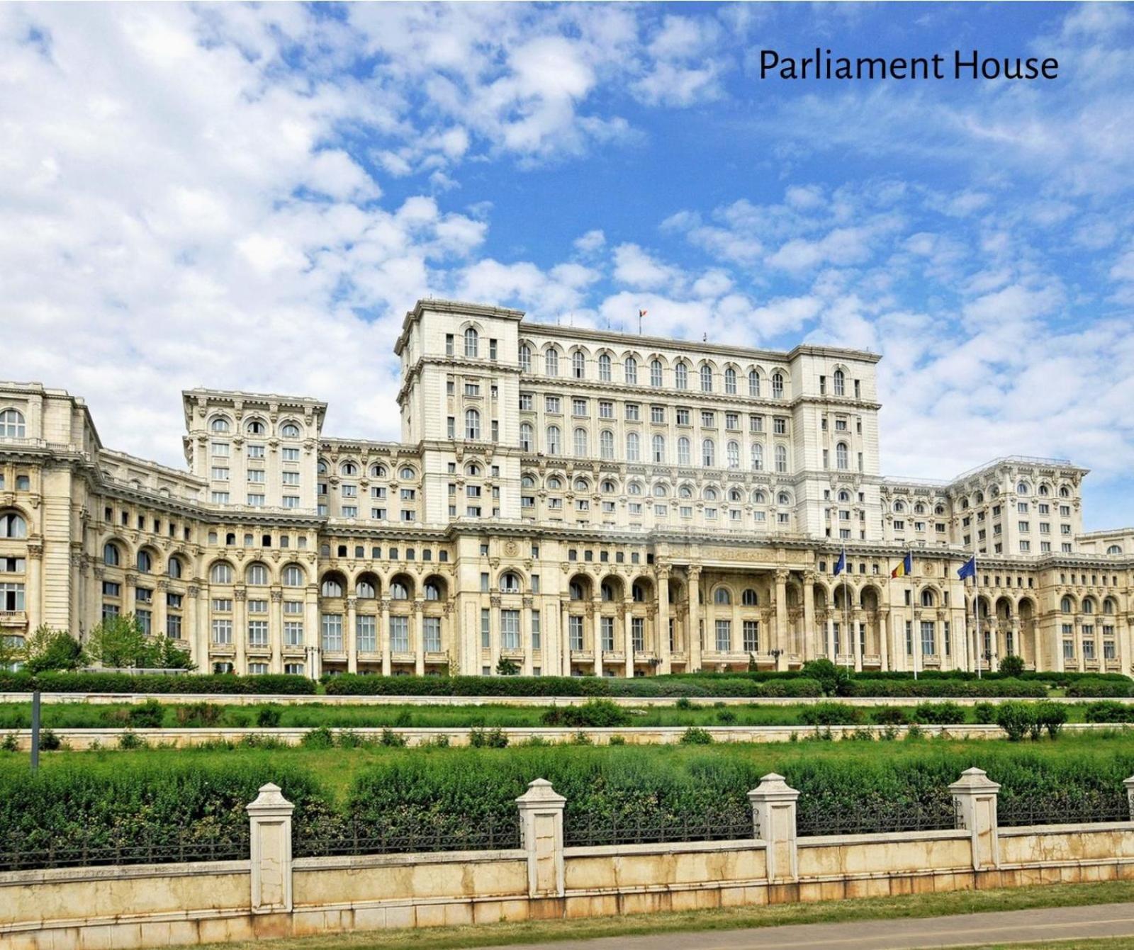 Downtown Apartment Boutique - Blue & Pink بوخارست المظهر الخارجي الصورة
